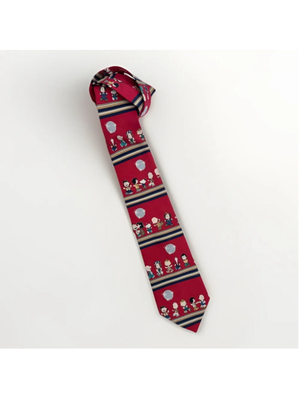 Vintage Peanuts Snoopy Charlie Brown Red Silk Novelty Neck Tie Cartoon